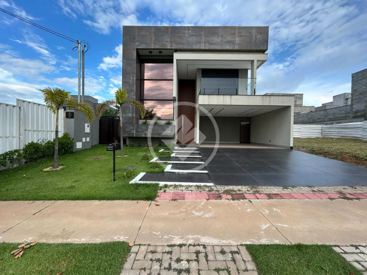 SOBRADO EM CONDOMÍNIO · Parqville Jacarandá — Parqueville Jacarandá