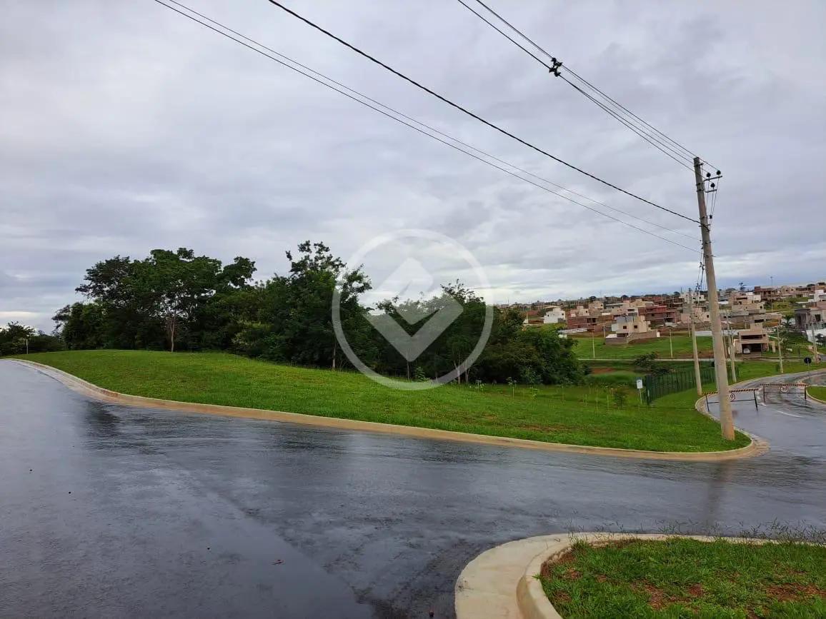 Terreno no condomínio Jardins Capri, com 293,52m², Senador Canedo-GO — Jardins Capri